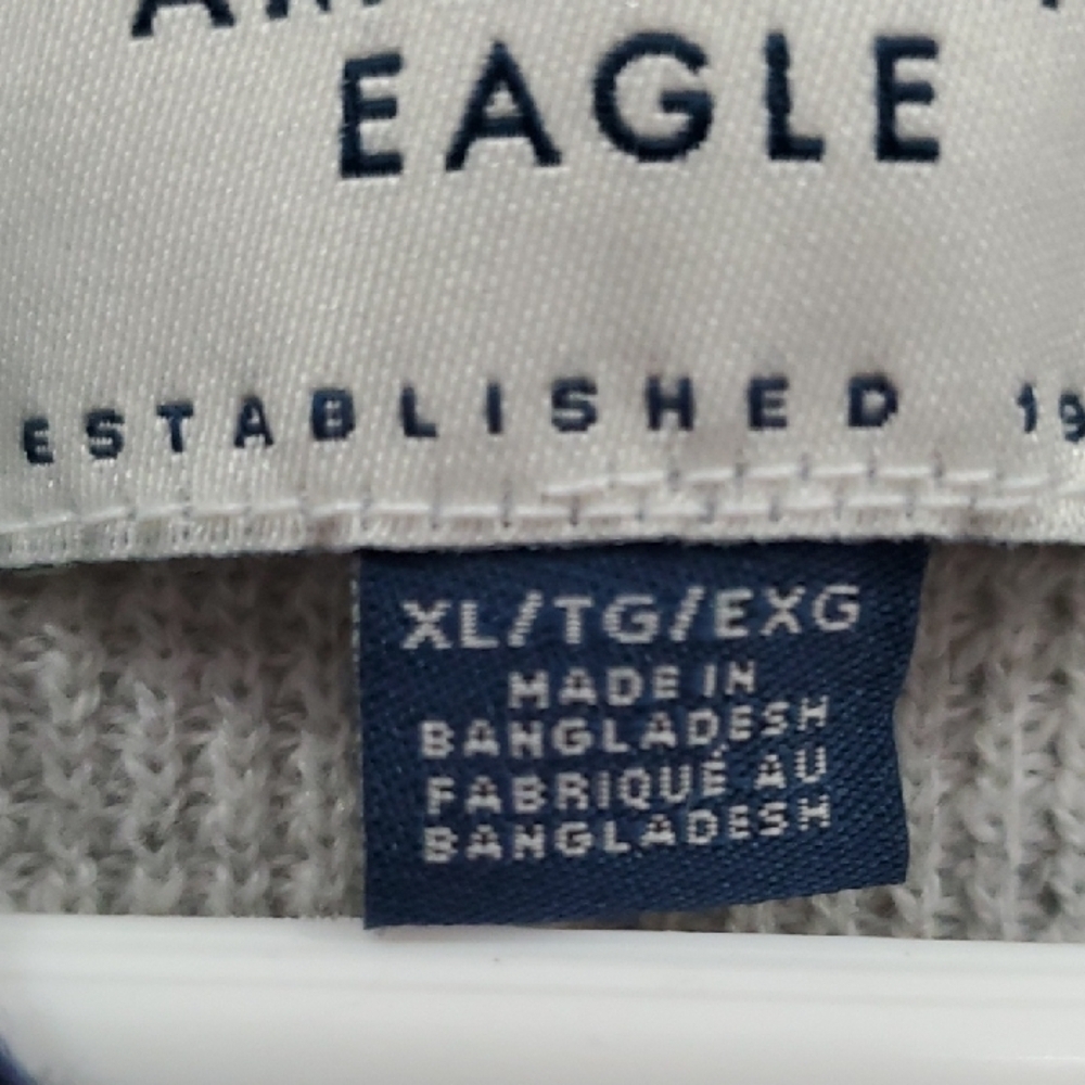 American Eagle Outfitters Gray and Navy Knit Polo Sweater - Picture 4 of 10